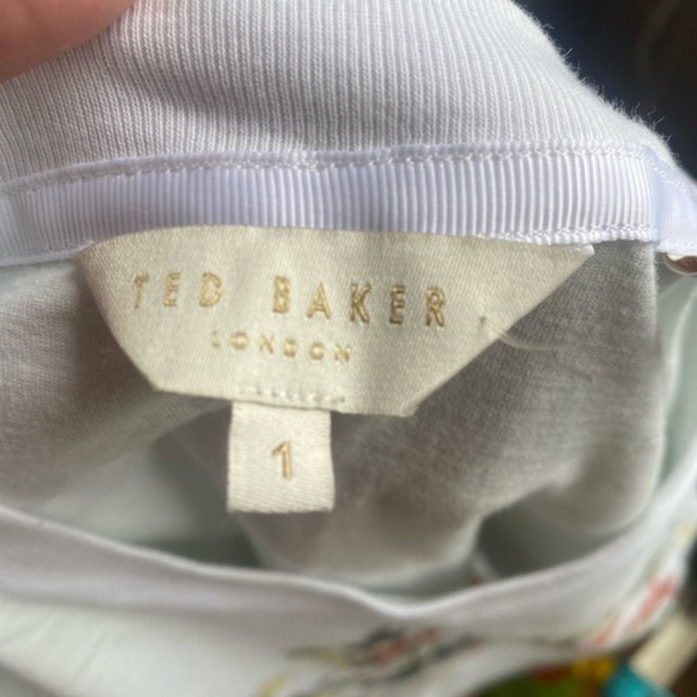 Ted Baker London Rogan Oracle Tee - Picture 7 of 9